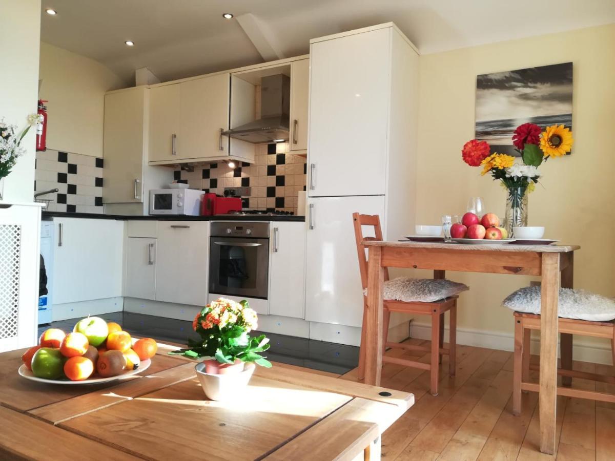 Bright, Modern 1 Bedroom Apartment, Uplands, 斯旺西 外观 照片